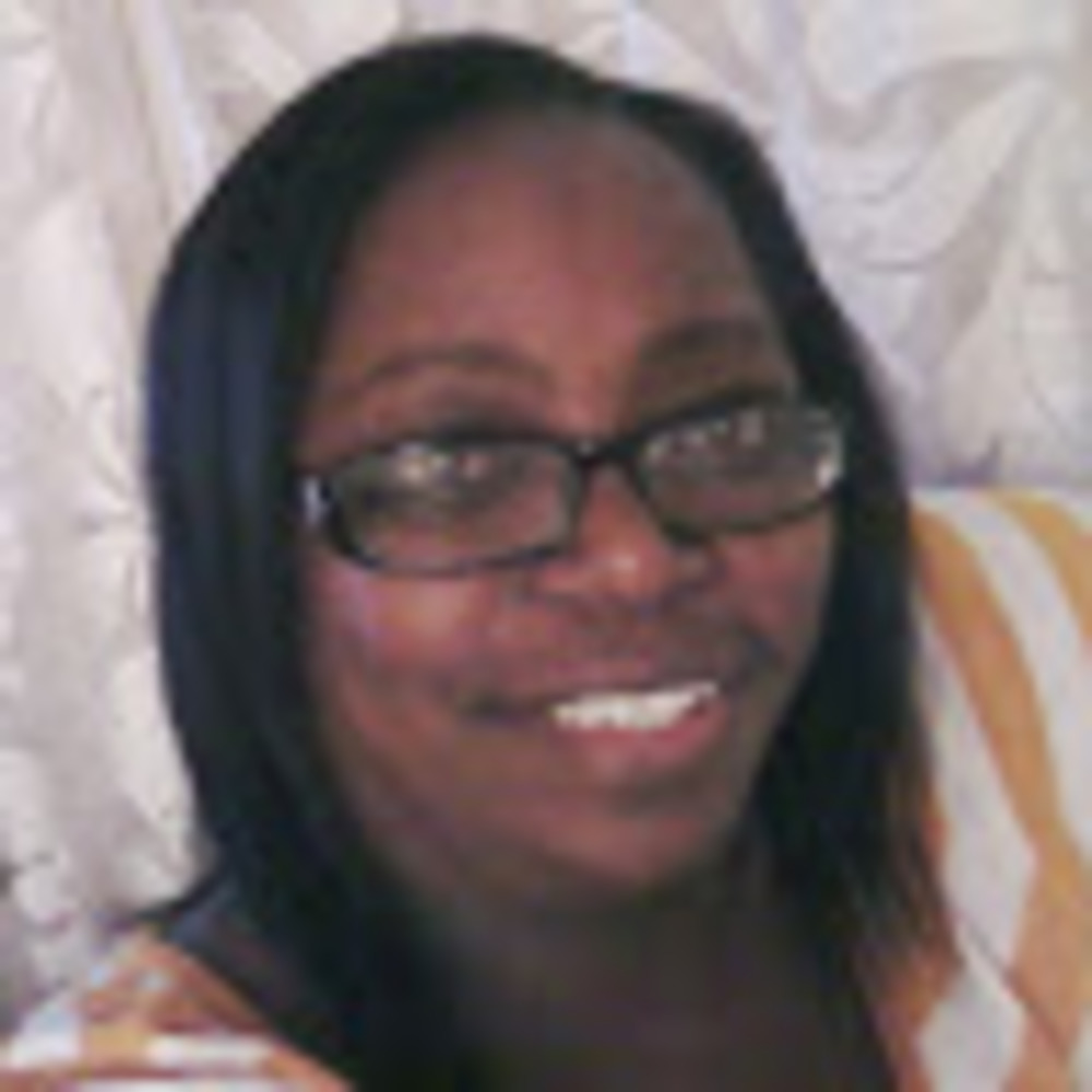 Meet your Posher, Delois